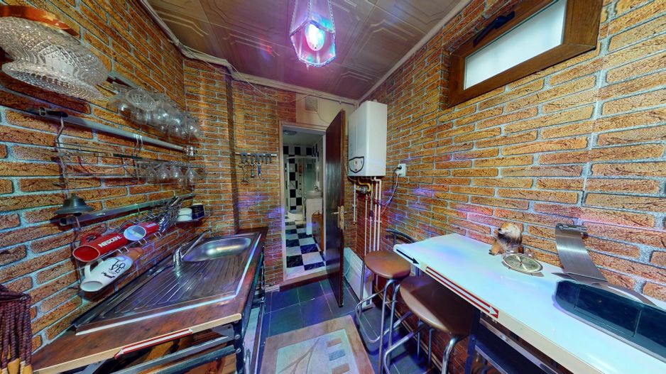 Casă de vânzare în Sânpetru Vechi - singur în curte, garaj, foișor - Poză 11