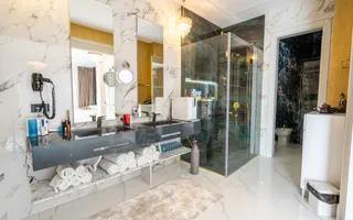 VILA ULTRA-LUX/ OTOPENI CENTRAL/SMART HOME/PISCINA - Poză 17