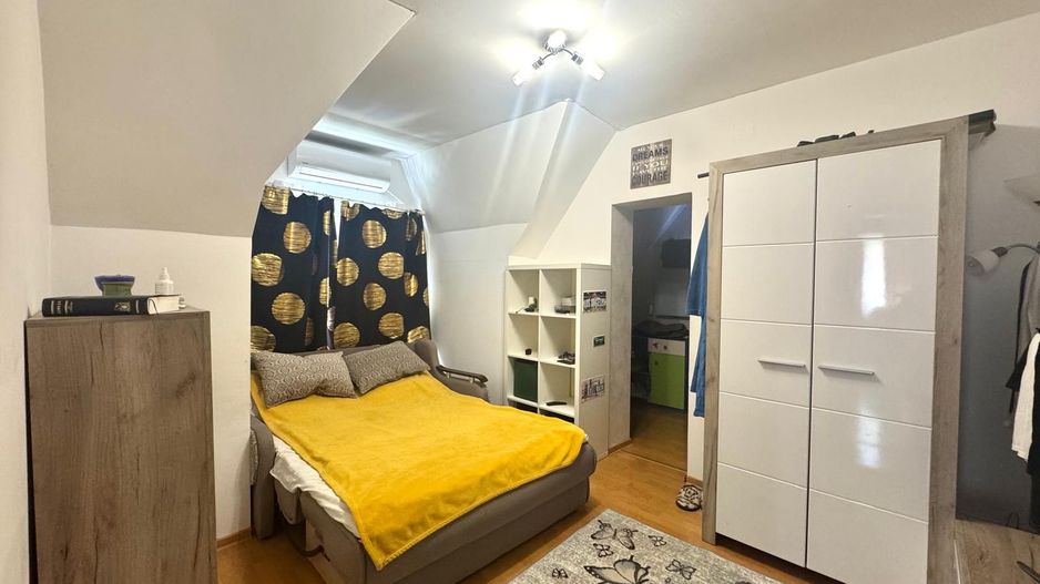 Casă individuală cu 5 camere și piscină |Săcălaz| - Poză 6