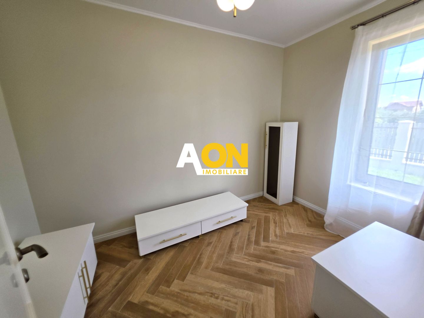Casă nouă, 4 camere, mobilată, utilată, 418 mp teren, Micești - Poză 17