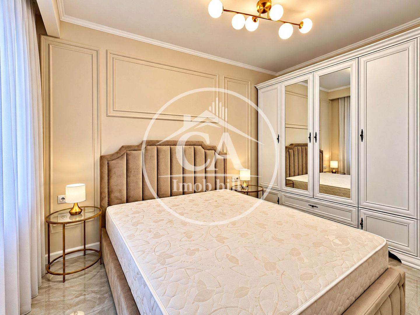 Apartament cu 2 camere de vanzare în cartierul AES Residence, Oradea - Poză 1