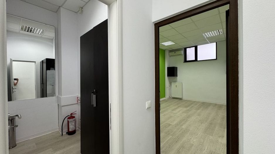Spatiu servicii, birouri, Zona Modern. Comision 0 - Poză 7