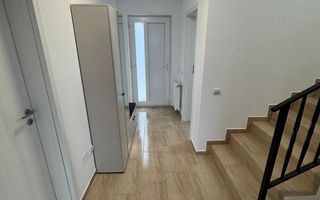Chirie Casă cu 5 Camere Tip Duplex în Brașov, Cartier Izvor. - Poză 10