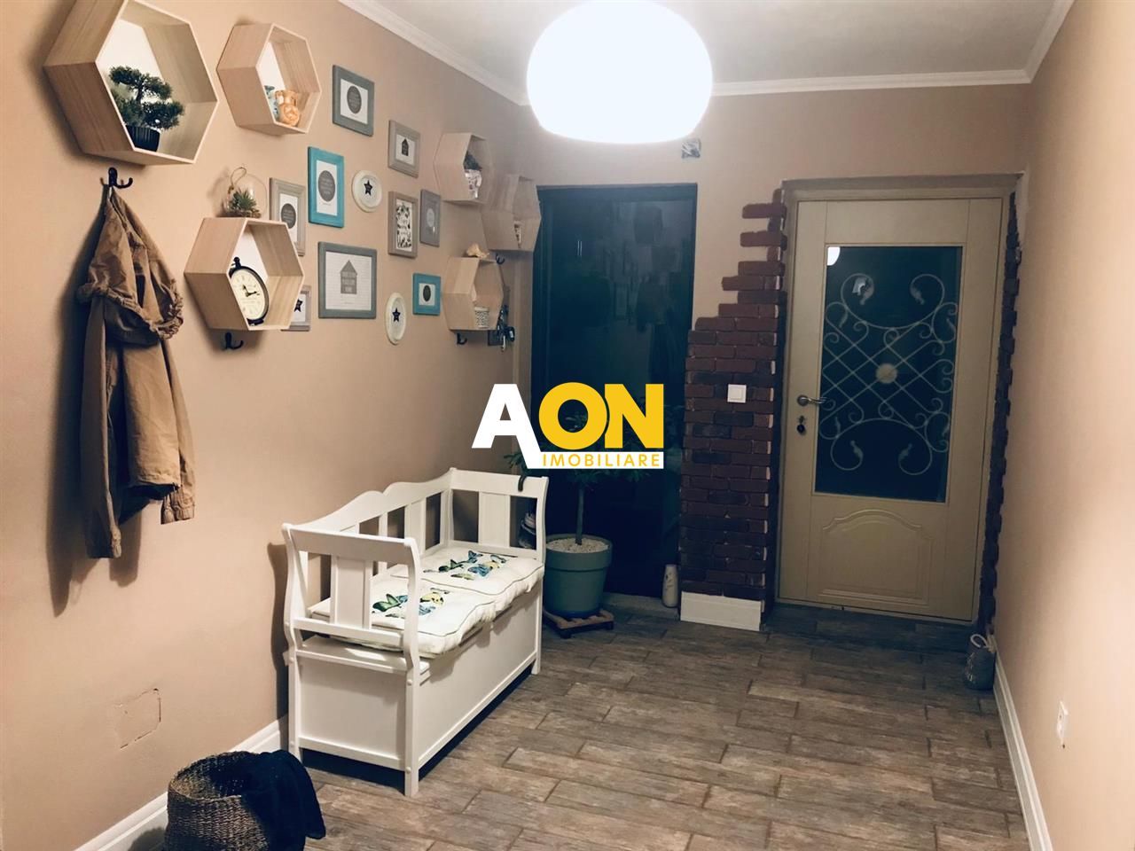 Casa de Vanzare, Moderna, Panorama Excelenta, 340 MP Utili - Poză 2