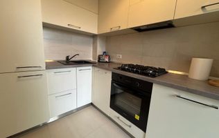 APARTAMENT STUDIO  PARCARE MOBILAT SI UTILAT ZONA 13 SEPTEMBRIE
