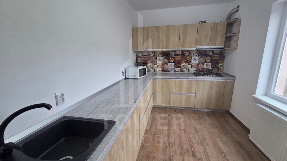 Casă de închiriat - Zona Gușterița, vedere spre munte - Poză 8