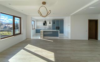 Va propunem spre inchiriere un spatiu pentru birou in Gheorgheni. - Poză 3