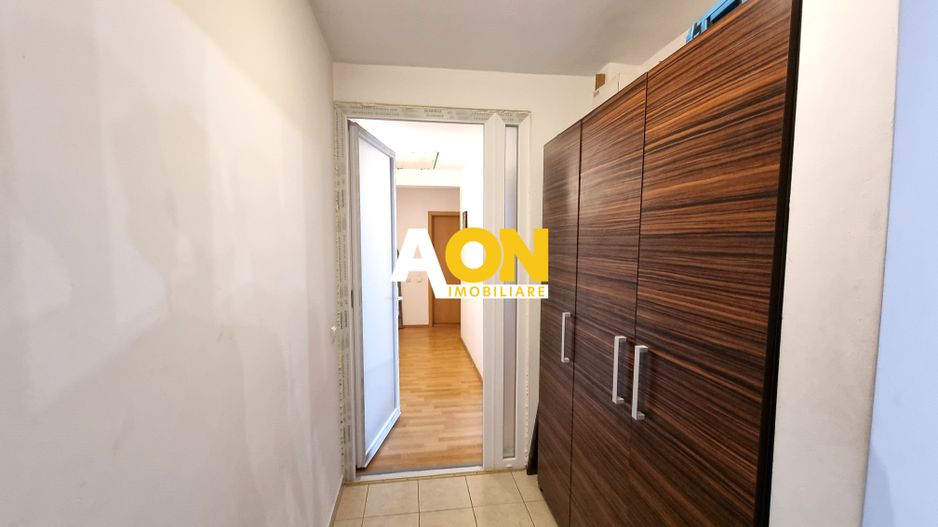 De vanzare apartament 3 camere decomandat bloc nou Cetate - Poză 10