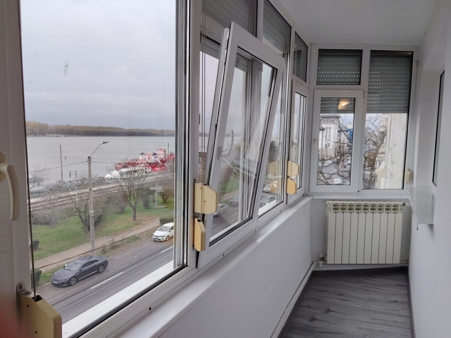 Inchiriez apartament 3 camere - Poză 11