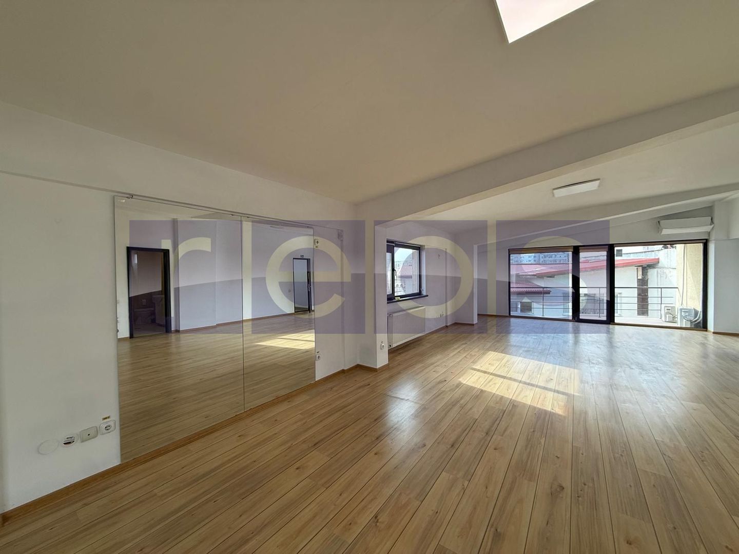 OPORTUNITATE INCHIRIERE VILA VICTORIEI | P+3 | 420 MP | NOU RENOVATA - Poză 36