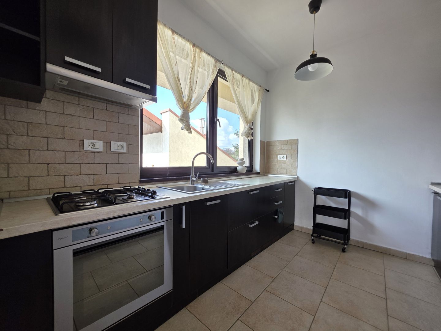 Inchiriere apartament 3 camere, 2 parcari in Iancu Nicolae! - Poză 5