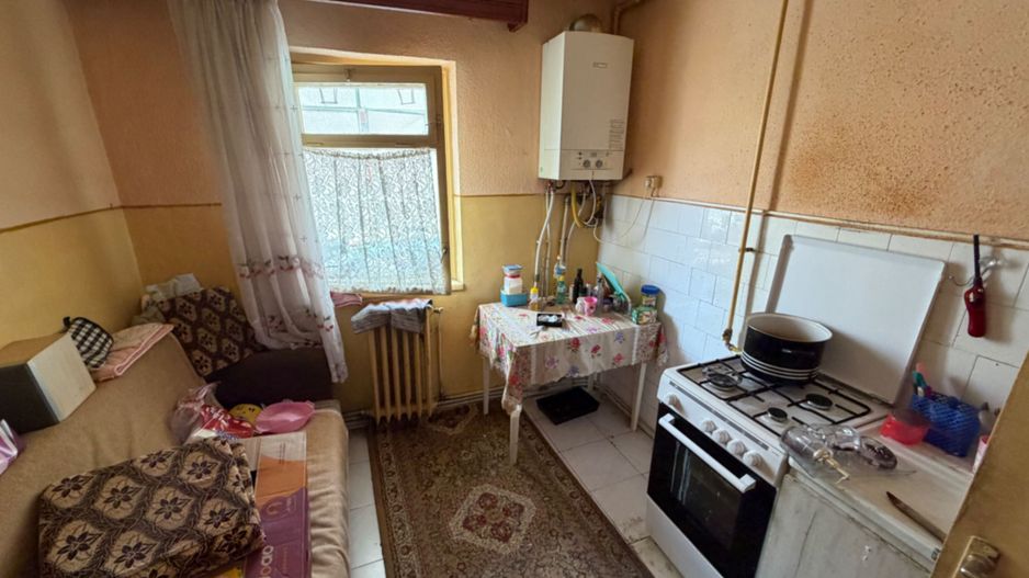 Apartament 2 camere, etaj 2 - Cugir - Poză 4