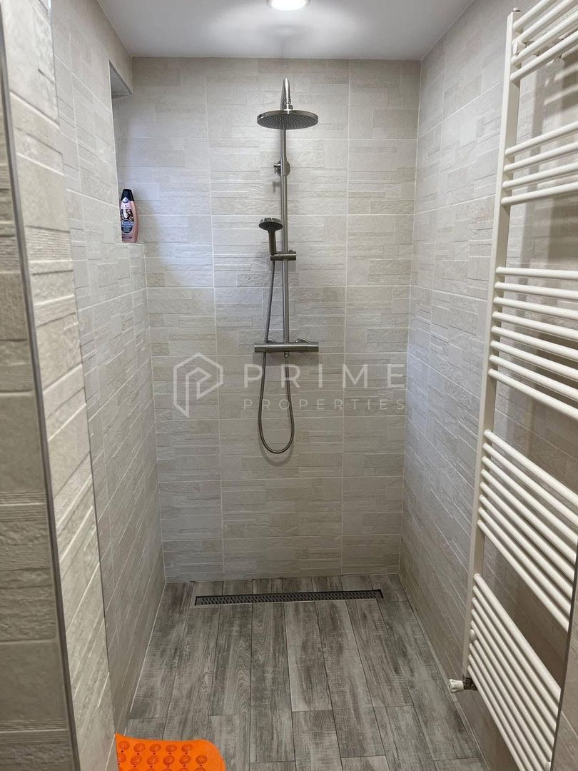 Casa cu front stradal,  7 Noiembrie, ideala clinica/cabinet/locuinta - Poză 6