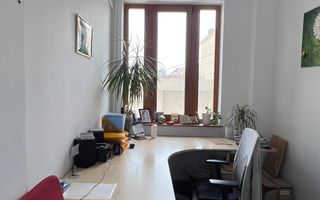 Vilă de Prestigiul în Inima Cartierului Cotroceni – Strada Clunet - Poză 7