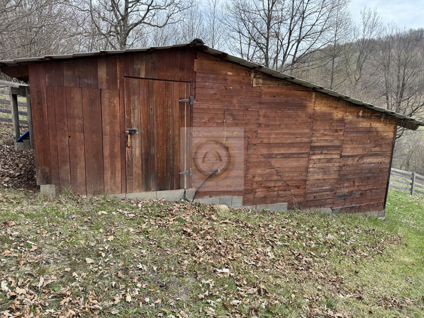 Parcelă spațioasă, casă de vacanță aproape de hanul Asszonybosszantó - Poză 9