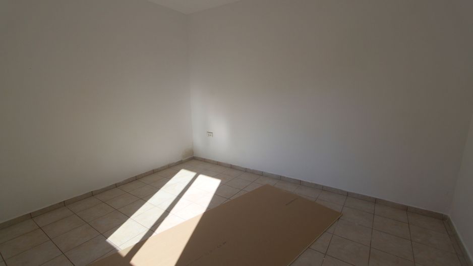 Casa singur in curte-zona Girocului - Poză 10