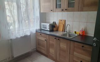 Apartament 3 camere/et 2/62 mp/ 70000E neg - Poză 3
