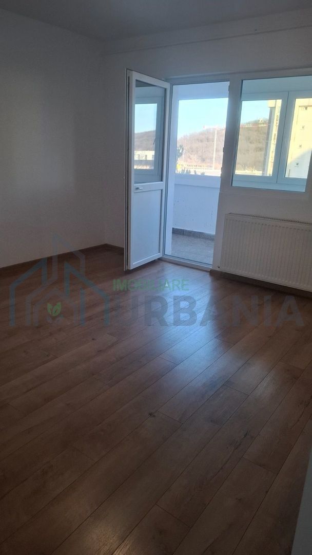 Apartament 2 camere decomandat, zona Rond CUG, Iași - Poză 3