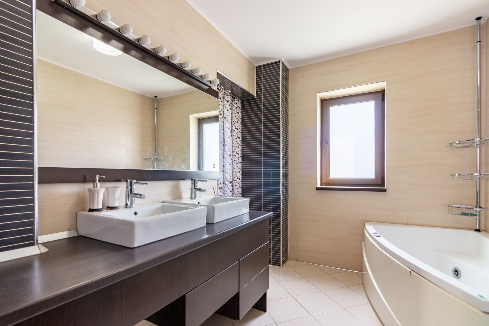 Casă / Vilă cu 5 camere de vânzare Alexandriei/Ion Conea - Poză 33