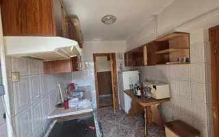 Apartament deosebit cu scara interioara si 4 camere ~ pozitie centrala - Poză 11