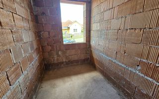 Duplex modern 121 mp utili, 4 camere, curte 315 mp, zonă liniștită - Poză 12