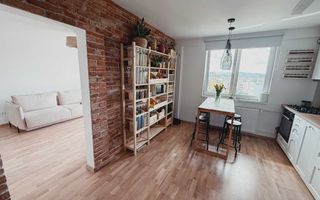 Apartament renovat complet, mobilat ,balcon 9 mp, view panoramic. - Poză 7