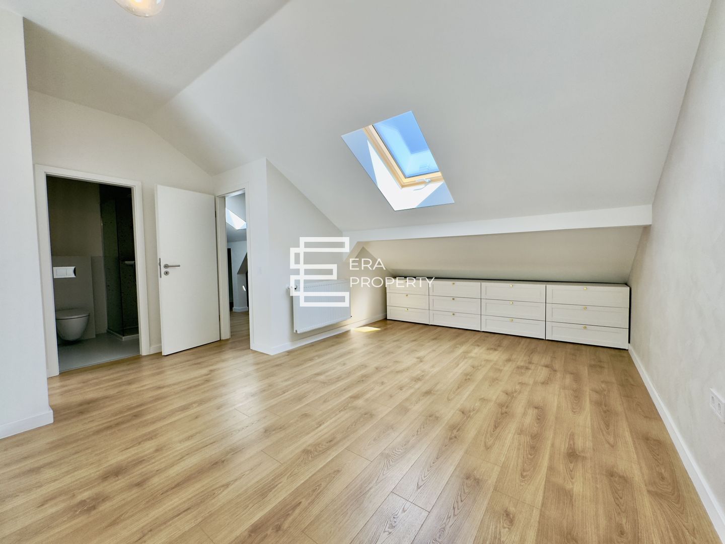 Penthouse 5 camere- 128,54 mp utili-terasa 15mp  -zona Aeroport Sibiu - Poză 9