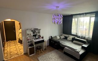 Apartament cu 3 camere în Zona 1Decembrie - Poză 2
