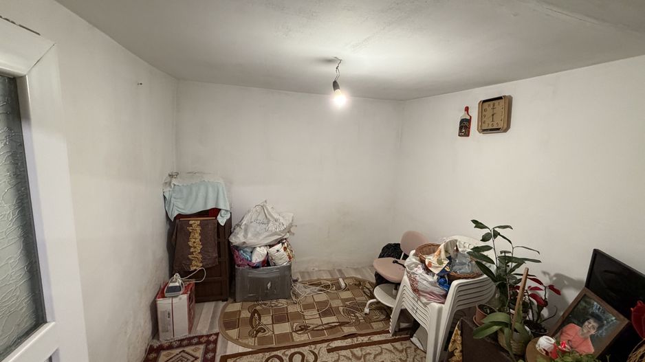 Casa cu 2 corpuri, acces auto, curte – Republica / Industriilor - Poză 3