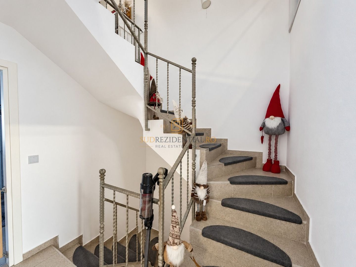 Vilă în Trend Residence – Intimitate, Cartier Privat, Acces rapid oras - Poză 11