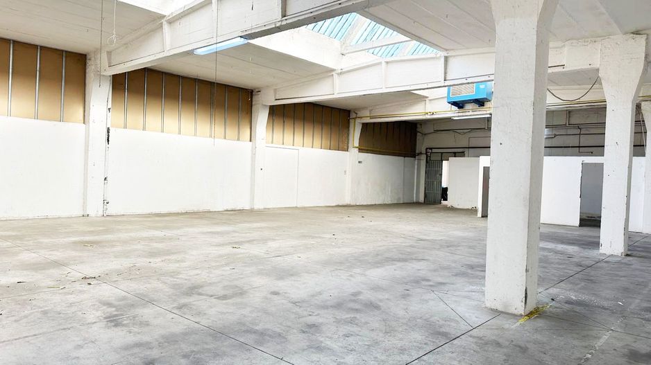 Hala industriala de inchiriat – 417 mp – zona centrala Arad - Poză 3