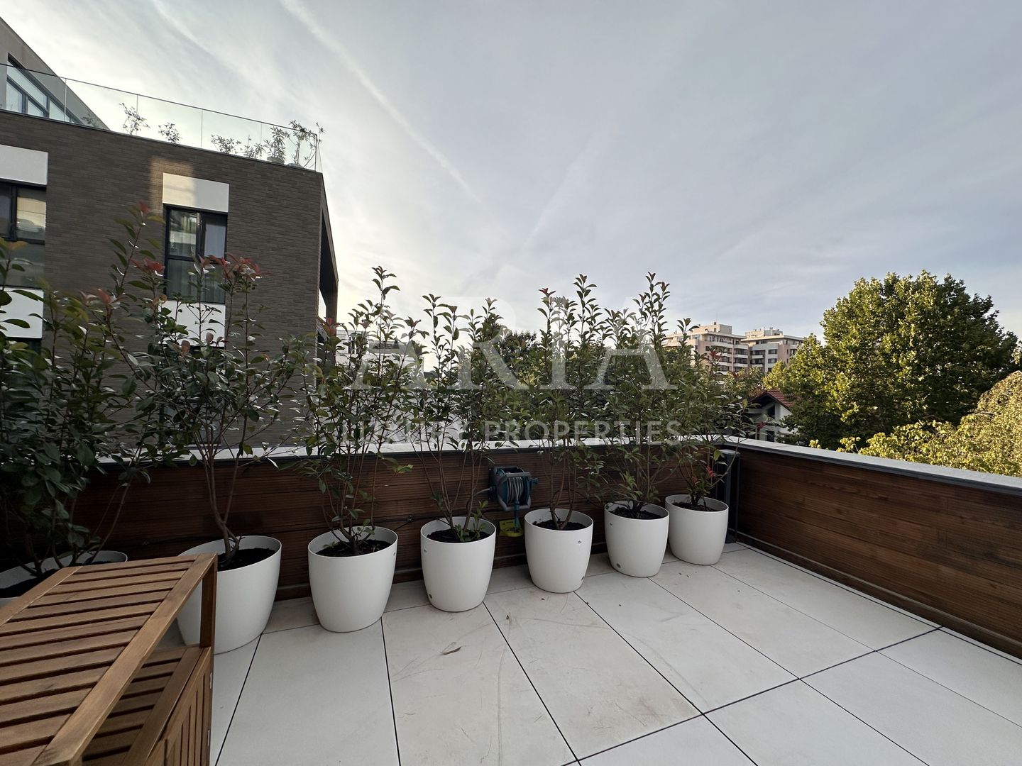 BELAIR LAKE - Penthouse duplex - LAKEFRONT - - Poză 3