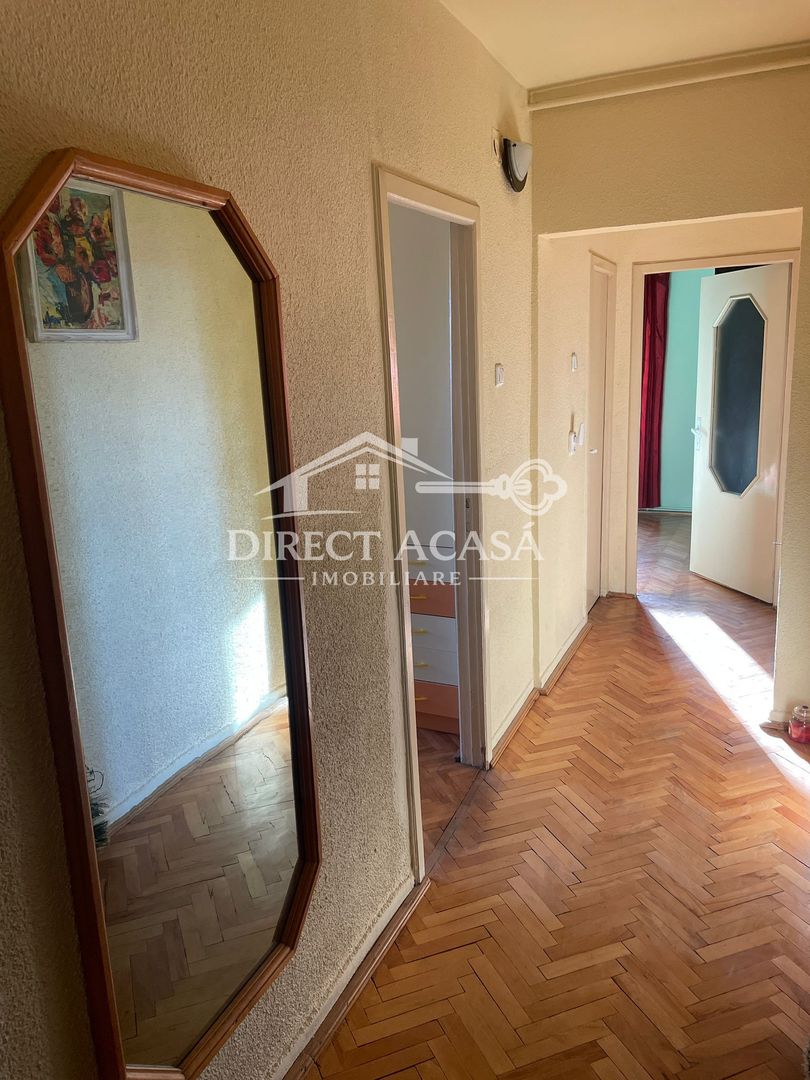 Apartament cu 4 camere de inchiriat-Str Republici-Zona 7 Noiembrie - Poză 10