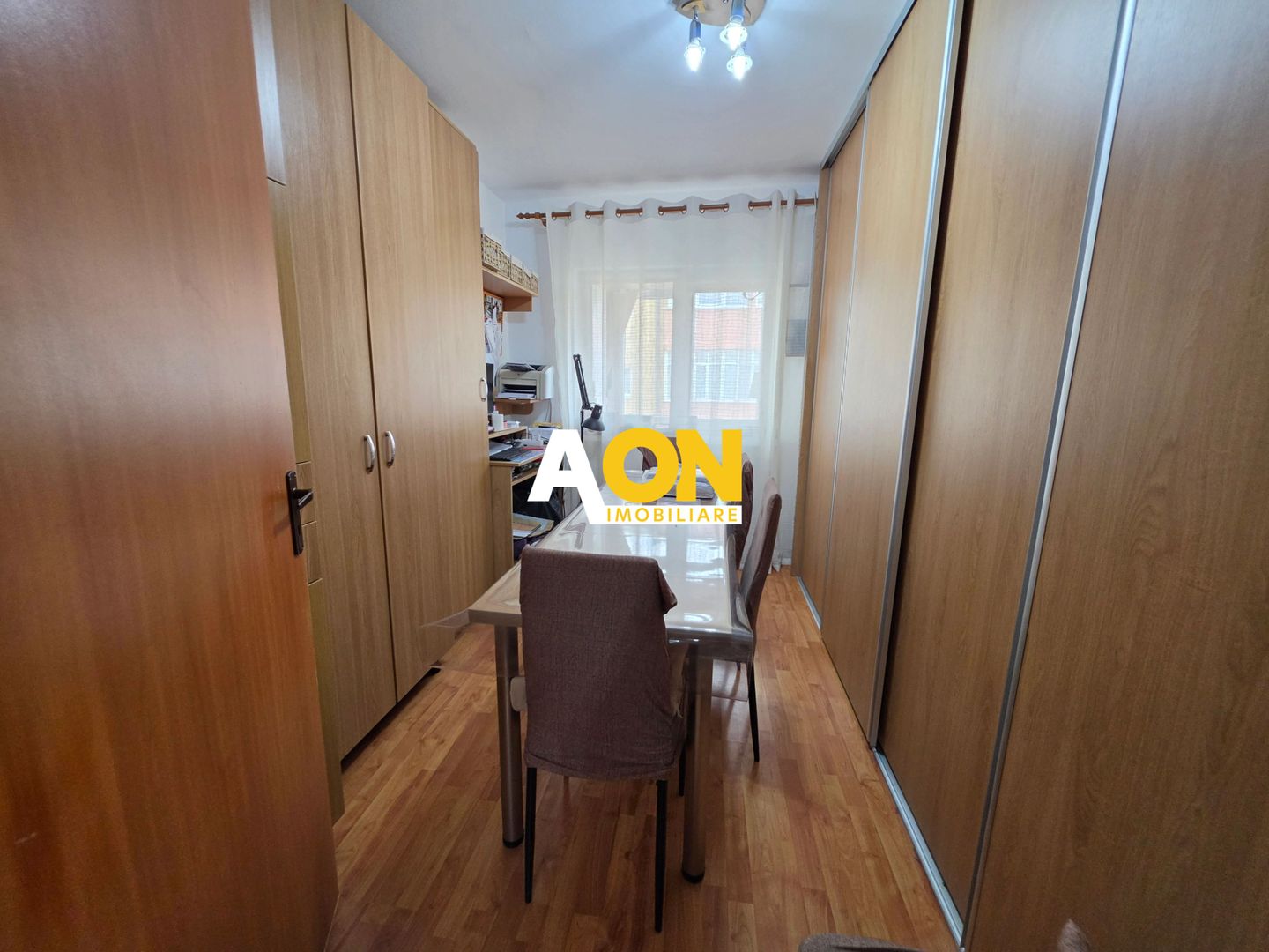 Apartament 4 Camere, 2 Bai, Etaj 3, Zona Cetate - Poză 9