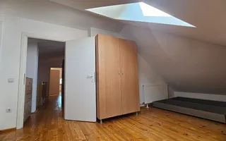 Apartament de inchiriat 6 camere 179 mp Etaj 2 + mansardă - Poză 16