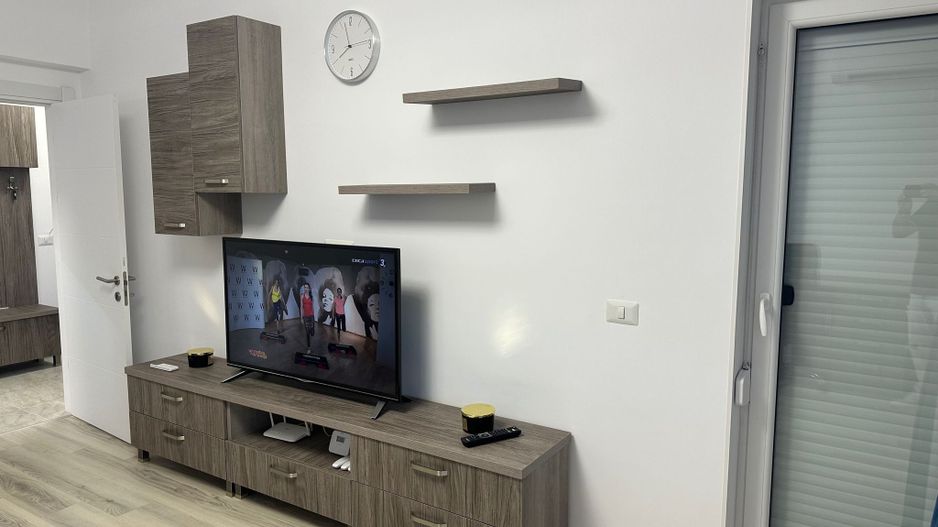 GARS. APARATORII PATRIEI, BUCATARIE INCHISA, PARCARE, METROU 13 MINUTE - Poză 4