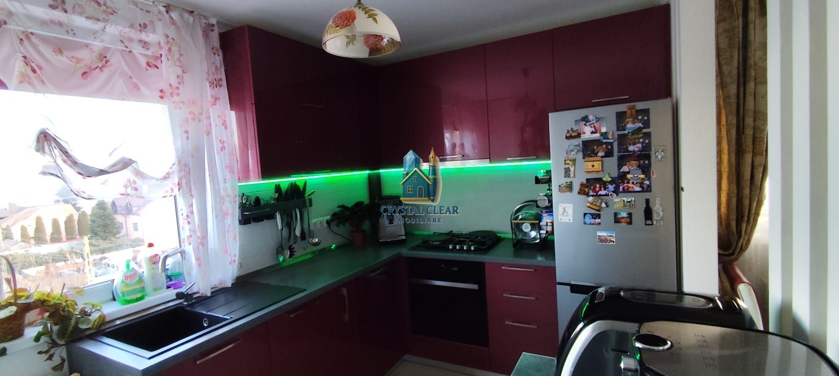 Apartament cu 3 camere + loc parcare - zona Podeni, str. Digului - Poză 8