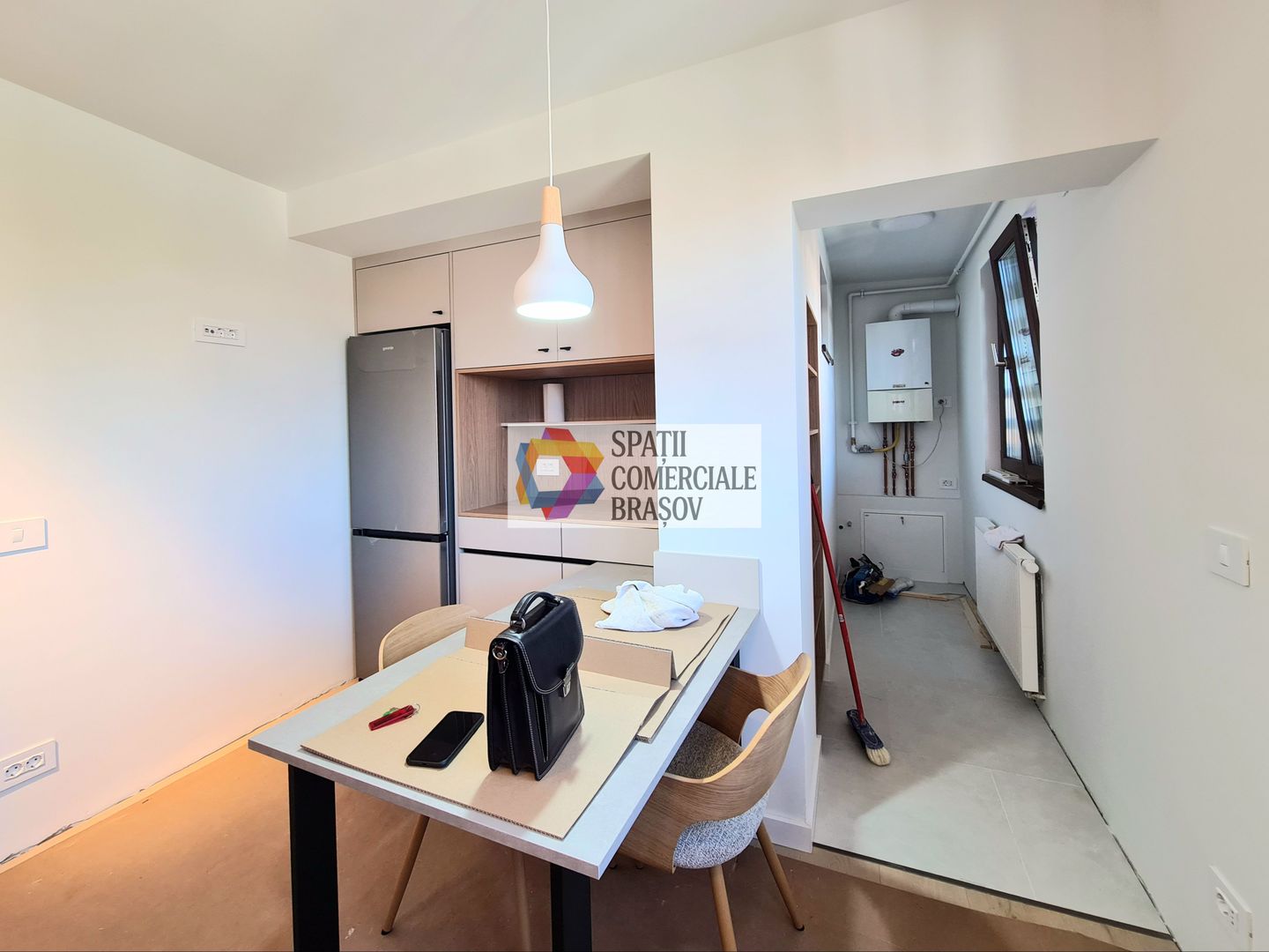 Garsoniera renovată de închiriat, Brasov, zona Centrul Civic,  43 mp. - Poză 7