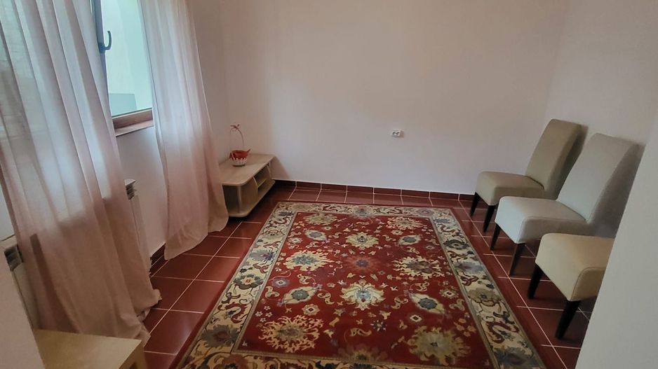 Casa mica, tip studio, centrala si curte proprie, 700 m distanta metrou Iancului - Poză 12