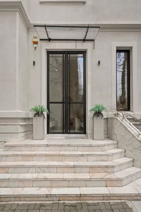 Proprietate eleganta in zona Armeneasca clinica de infrumusetare - Poză 1