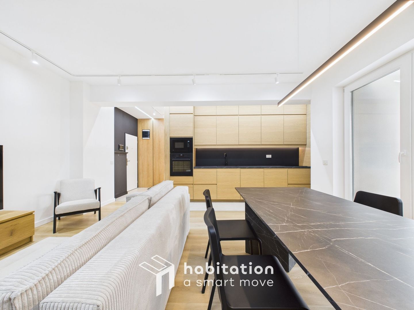 Acasă începe aici: 3 camere, prima închiriere,  Central - City of Mara - Poză 4