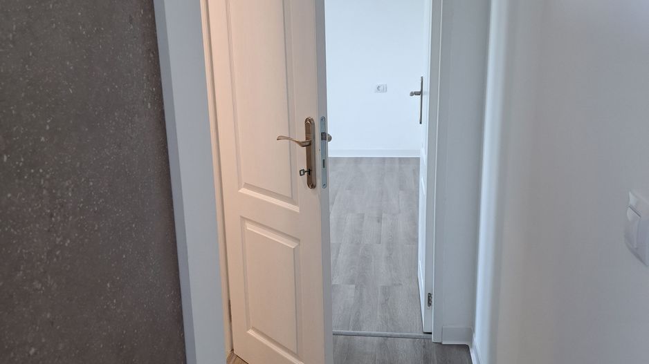 Apartament ultracentral, mobilat, et 4/7, - Poză 17