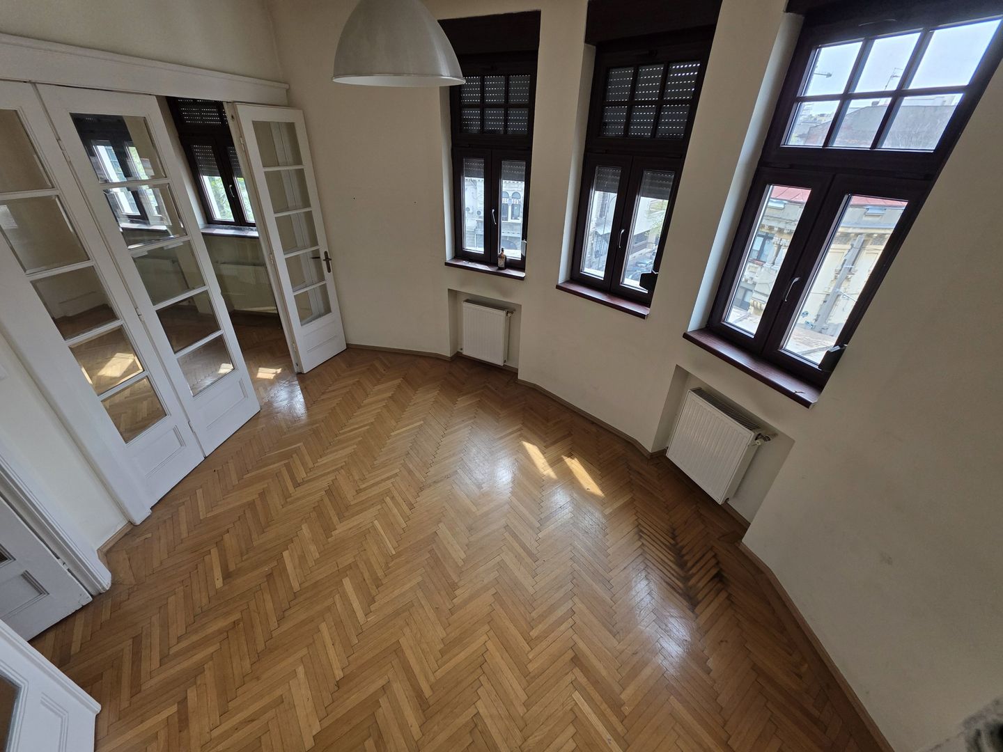 Apartament 4 camere de inchirat Armenasca Romana - Poză 42