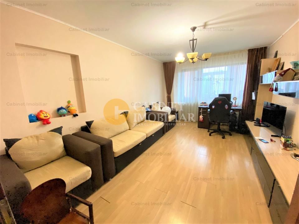 Apartament cu 2 camere decomandat, etaj intermediar in Piata Voievozilor - ACB - Poză 1