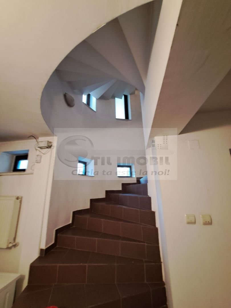 Casa/Vila de Inchiriat COPOU - 3000 euro - Poză 9