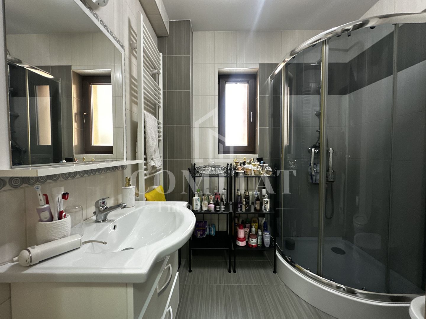 Apartament la cheie | 3 camere | Gradina | Zona str Stejarului - Poză 12