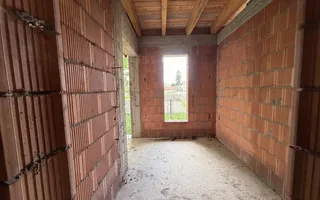 Casă de vânzare 260 mp utili + 1052 mp teren in centrul orasului Covasna - Poză 14