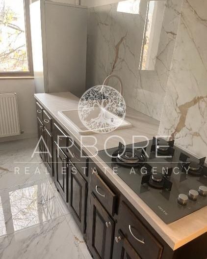 Inchiriere 2 camere Piata Unirii metrou renovat prima chirie - Poză 7