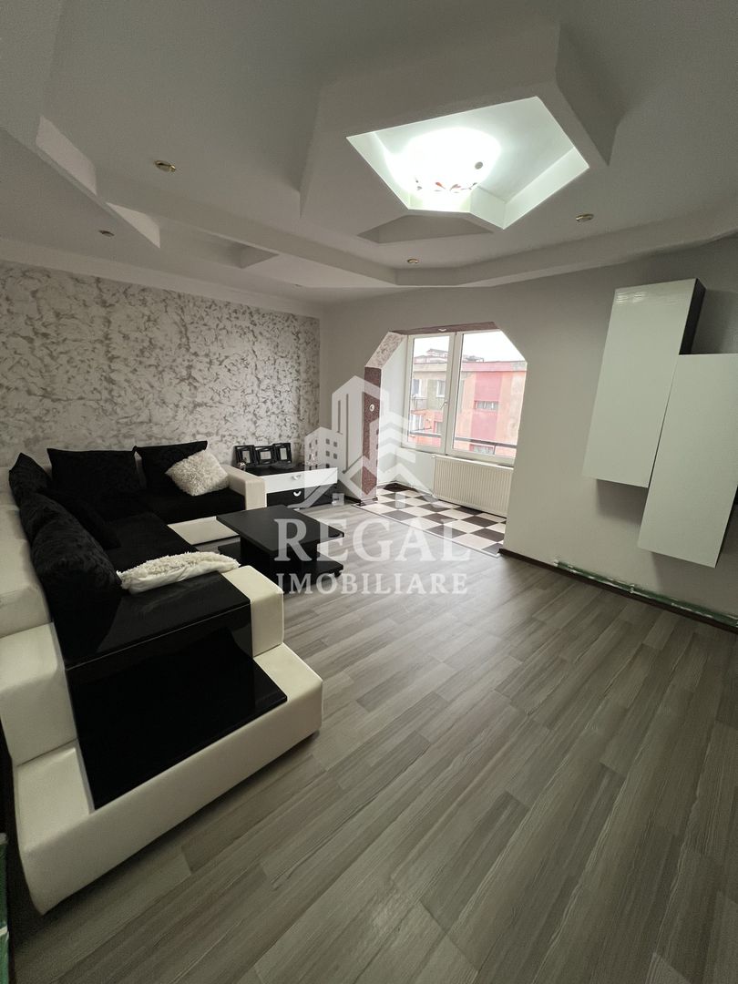 Apartament 3 camere de închiriat – Micro 5 (Școala 11) - Poză 1