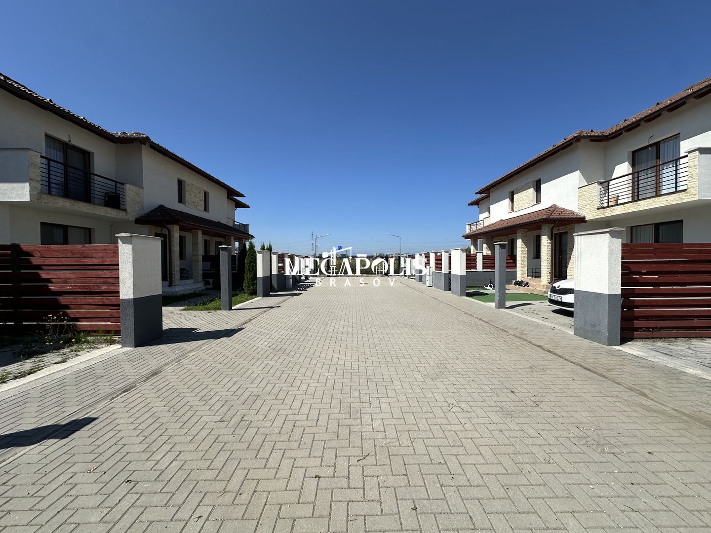 Intrarea in Sanpetru / Cartier Privat / Credit - Poză 5
